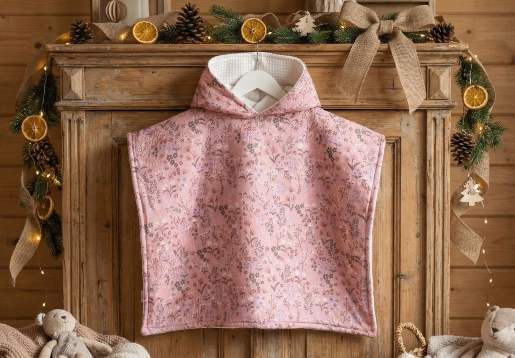 Otroški pončo za po kopanju iz 100% bombaža z možnostjo vezenja imena - zelo vpojen in prijazen